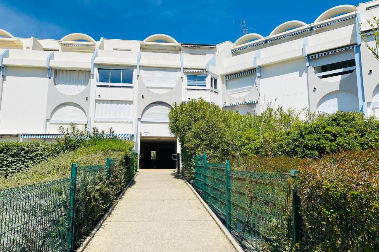 Apartament Les Floralies Le Grau-du-Roi Zewnętrze zdjęcie